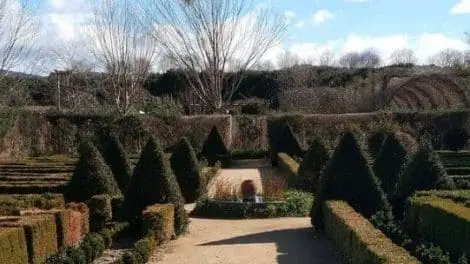 Alowyn Gardens